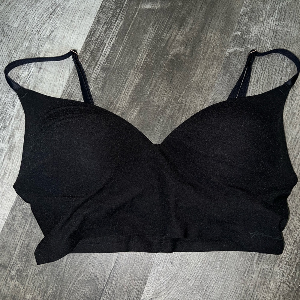 Black Lounge bra from pink